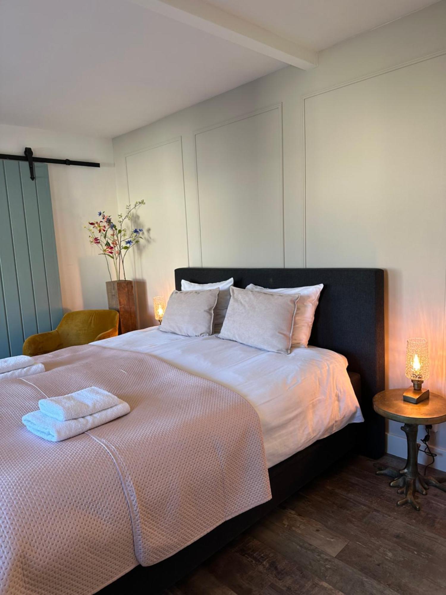 De Stadshoeve Bed & Breakfast Medemblik Ngoại thất bức ảnh